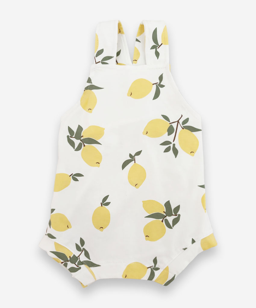 romper limones delante