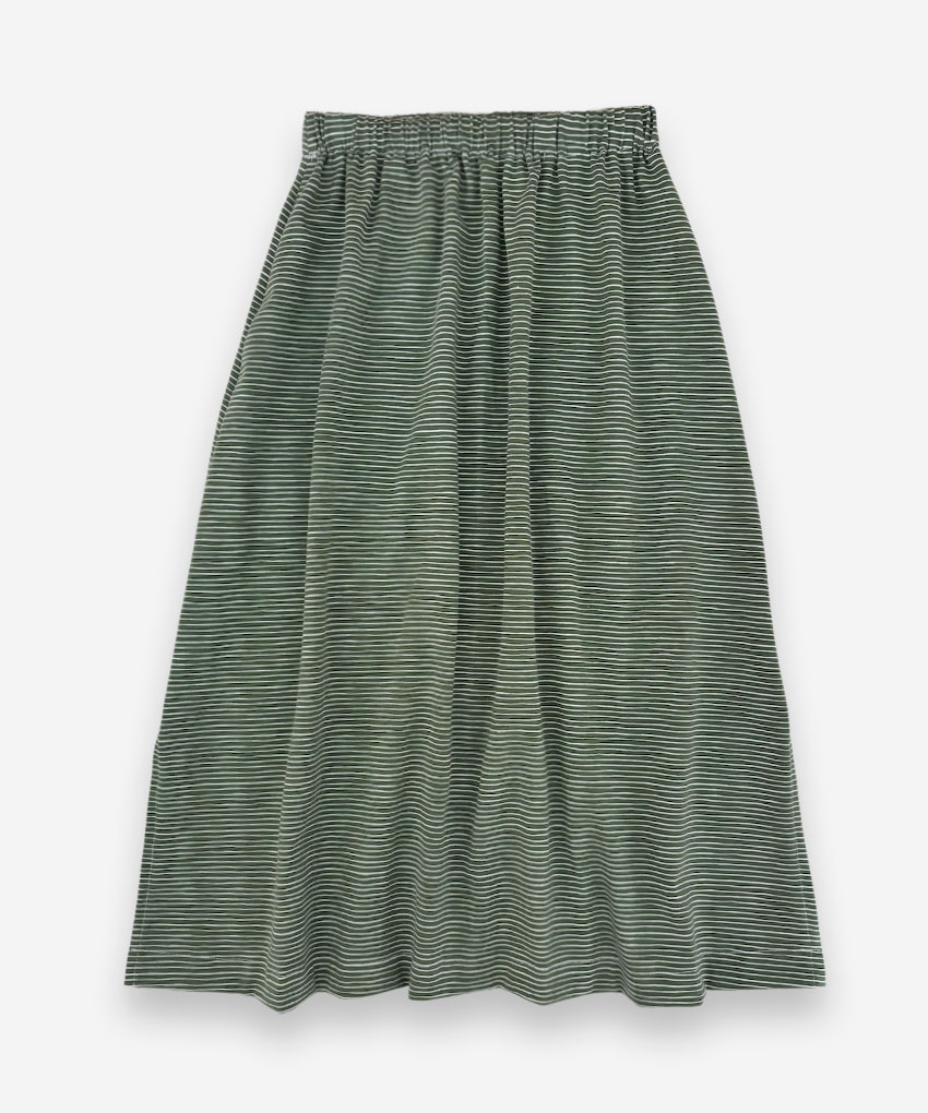 falda verde midi